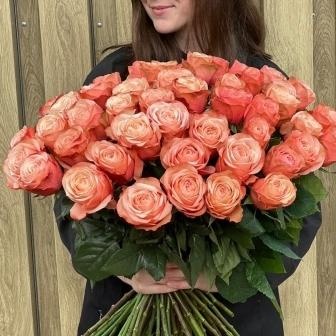 Букет из 31 розы Кахала 60 см 